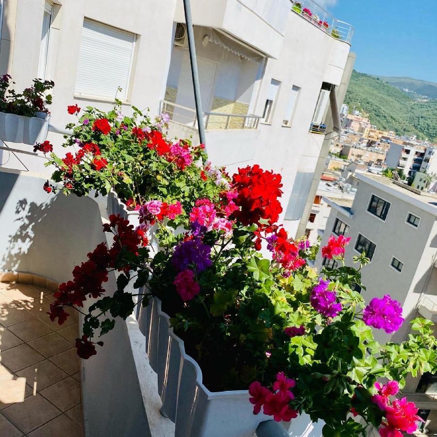 Apartment Holiday *
